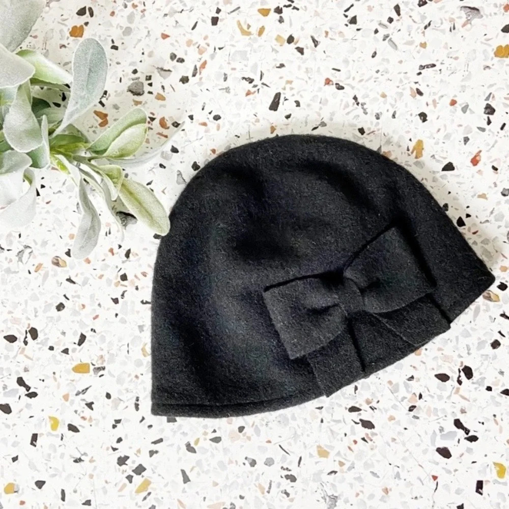 Vintage Style Bow Hat Cloche Cap Black Wool Blend XHILARATION OS Dark Academia - Picture 2 of 12